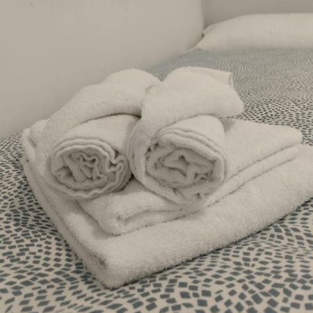 Mini Estudio Jacuzzi Doble Sevilla "Poligono Industrial" מראה חיצוני תמונה