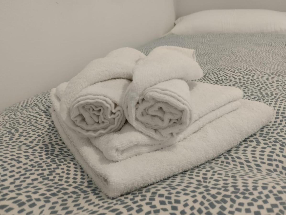 Mini Estudio Jacuzzi Doble Sevilla "Poligono Industrial" מראה חיצוני תמונה